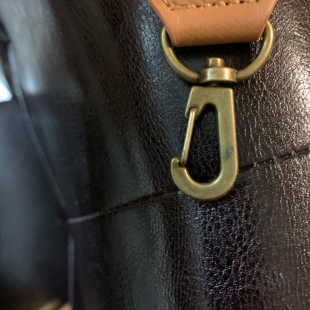 Coin wallet strap replacement - Picture 4 of 6